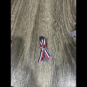 Lot Of 8 American Mustang Pin Ribbons